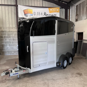 IFOR WILLIAMS HBX511 2 places / Casier sellerie - 2700kgs
